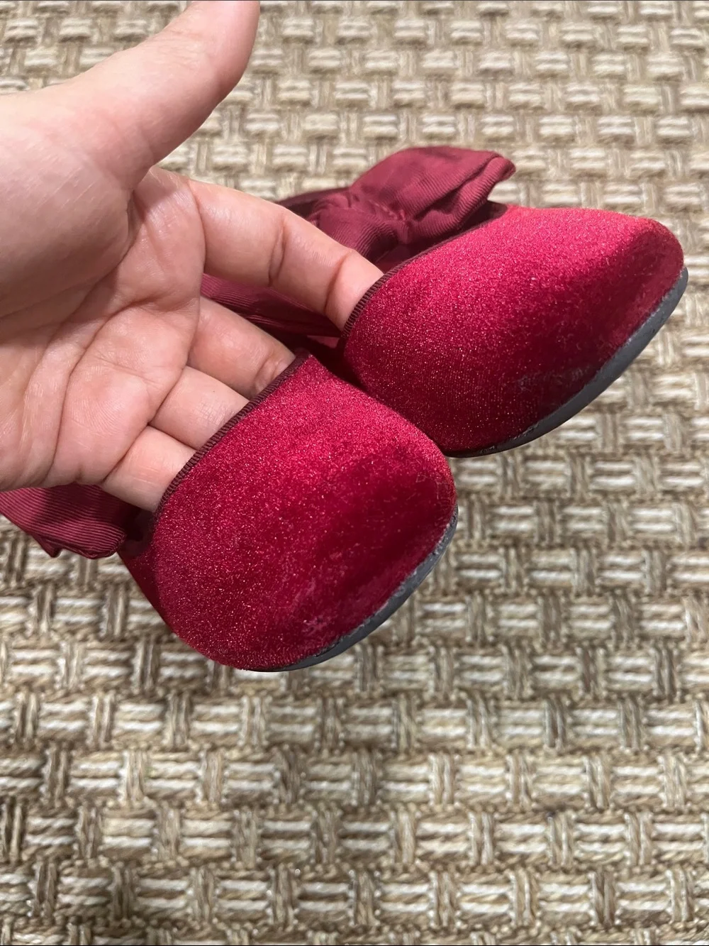 Cat & Jack Girls Wine Velvet Bow Slip-On Dress Shoes